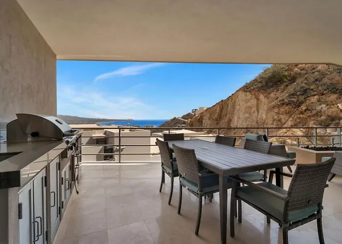 Ocean View 2 Infinity Pools Pedregal 3 King Bed Holiday home Cabo San Lucas